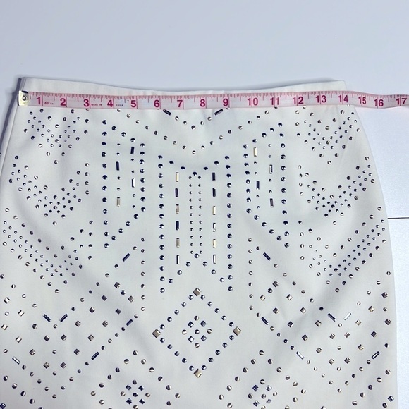 White House Black Market Off White Studded Skirt size 2 - Picture 8 of 11